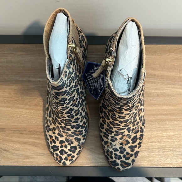 NWT TOMS Leopard Print Wedge Ankle Booties - Picture 10 of 11